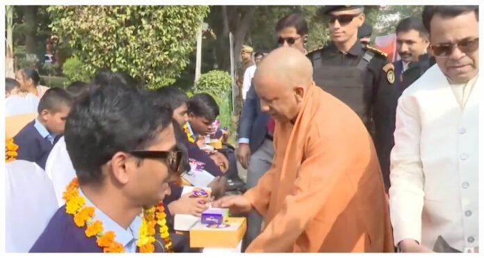 CM Yogi on World Disability Day 2025.