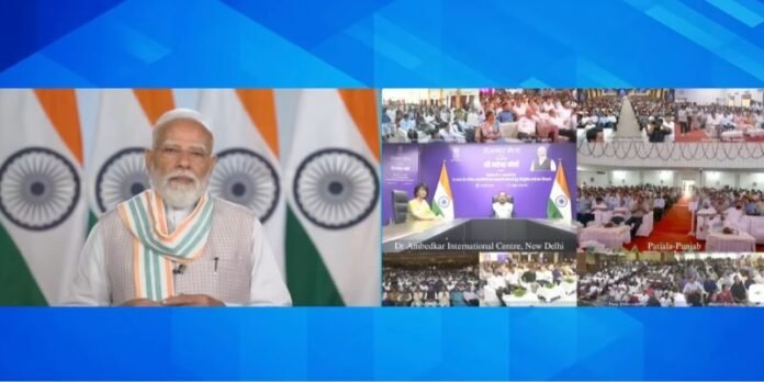 PM Modi Interacting with Job Holders
