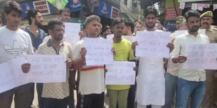 'Please Forgive Us, Yogi Ji…' Criminals Step Out with Banners as Police Reach Ghaziabad Muslim Majority Areas